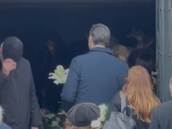 VUČIĆ NA SAHRANI BULETOVE ĆERKE Predsednik Srbije izjavio saučešće