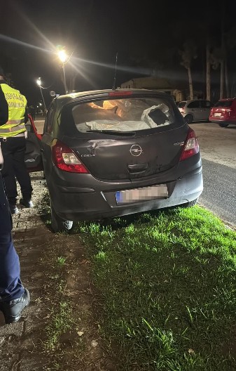 POLICIJA ZAUSTAVILA VOZILO STUDENTA BLOKADERA IZ KRAGUJEVCA! U vozilu nađeno 6 džakova opreme i sprejevi! (FOTO)