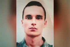 "ŠURE, GOTOV SAM" Branislav dao život za srpsko Kosovo i 1999. pravo s Košara stao u večni Nebeski stroj, a gde su mu kosti ni dan-danas se ne zna