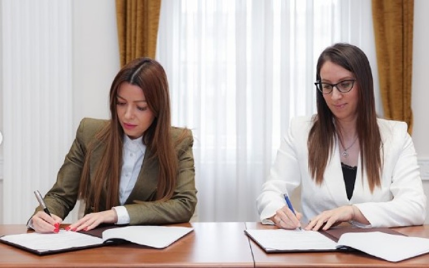 MINISTARSTVO PRIVREDE POTPISALO UGOVOR SA OPŠTINOM VARVARIN Ministarka Mesarović: Ostajemo posvećeni razvoju naše privrede