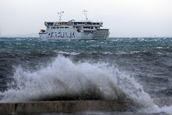 OVA LUKA NA JADRANU ZATVARA VRATA TRGOVINI Obustavljena zbog ratne krize!