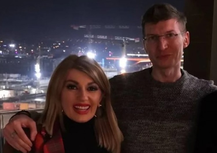 "MOLIM TE..." Ovo je brat Viki Miljković zahtevao od nje, otkrivena tajna koja kida dušu!