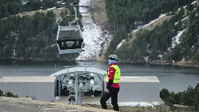 SPAS U POSLEDNJEM MOMENTU Automobil pronađen u blatu, planinari se krili u kolibi da sačuvaju život