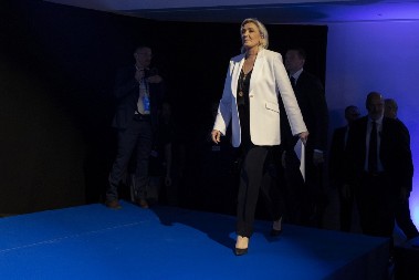 MARIN LE PEN PROGLAŠENA KRIVOM! Preti joj 10 godina zatvora