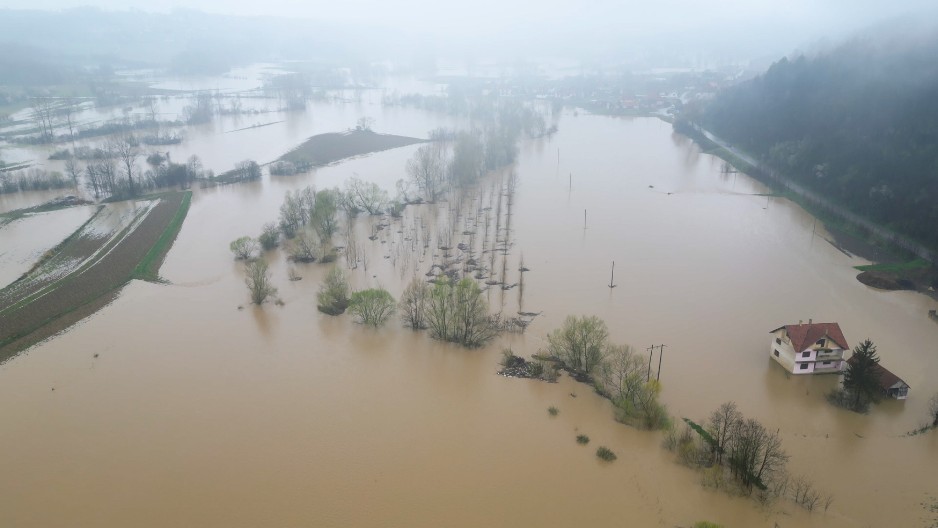 IZLILA SE DRINA Poplavila je sve oko sebe, evo kakvo je sad tamo stanje