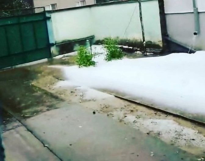 HLADNI FRONT NAM DONOSI NOVI HAOS OD VREMENA Biće pljuskova krupe i snega, evo od kad