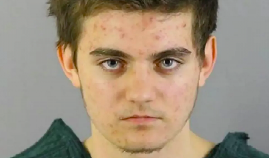 TINEJDŽER ŽIVEO S TELIMA RODITELJA NEDELJAMA NAKON UBISTVA Hteo da ubije i predsednika Rusije!