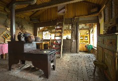 NEPROCENJIVO BLAGO U DOMU Prenosi se s kolena na koleno, nikada se ne prodaje