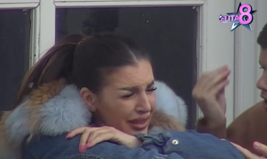 ENA ČOLIĆ JECA NA SAV GLAS! Ne može da dođe sebi, momentalno napustila Belu kuću! (VIDEO)