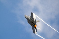FRANKEŠTAJN POLETEO Amerikanci predstavili novi borbeni avion