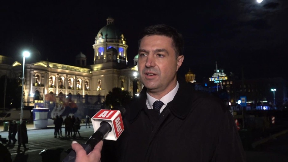 ČOVEK KOJI SE SMEJAO DOK SU KIDISALI NA NJEGA: "Ja sam čovek koji oprašta, ali nikada ne zaboravlja" (VIDEO)