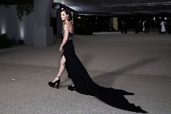 KRISTINI SE BUKVALNO SLOŠILO Glumica ispričala horor koji je doživela sa 11 godina, od odraslog muškarca je dobila ovu grozotu