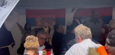 OVAKO SE SRBI VESELE: Tradicionalni trubači, peva se i igra na Svenarodnom saboru (VIDEO)