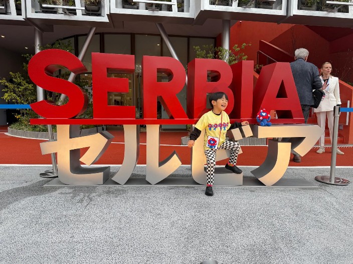 EKSKLUZIVNO! ALO! U JAPANU: ZA MANJE OD OSAM SATI – 10.000 POSETILACA! Vodimo vas u srpski paviljon u Osaki – pogledajte šta privlači ovoliko interesovanje posetilaca iz celog sveta