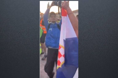 ŠAHOVNICA NA "DOČEKU"! Evo ko podržava studente blokadere u Karlsrue (VIDEO)