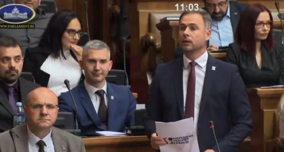 SKANDAL U SKUPŠTINI: Aleksić izvređao pripadnike nacionalnih manjina (VIDEO)