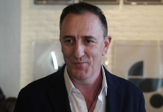 SERGEJ ĆETKOVIĆ ZA ČETIRI DANA SAHRANIO OBA RODITELJA Ispričao potresnu ispovest: "Kao da je neko iščupao deo mene"