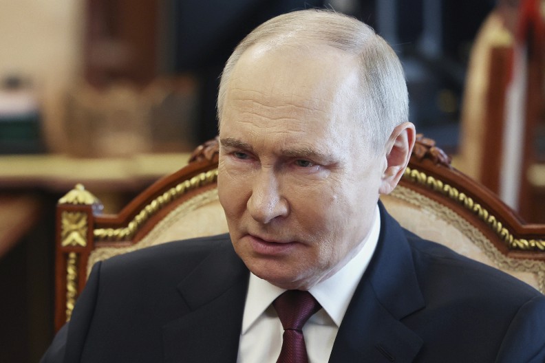 PUTIN ZA USKRS DAO PATRIJARHU POSEBAN POKLON Zaista je unikat