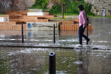 VEĆ SUTRA POPODNE KREĆE HAOS Prvo letnje temperature, a onda... OVDE će prvo da udari nevreme