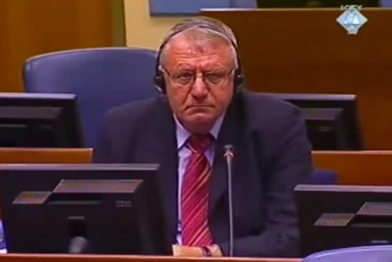 UNUTAR GRADA IŠLA LINIJA FRONTA Šešelj objasnio šta se dešavalo u Sarajevu