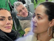 “MISLI DA ĆE GA ZADRŽATI JEDNIM DETETOM, A TROJE OSTAVIO” Trudna voditeljka zbog Bastijana na meti Srpkinja, Ester spakovala kofere i napustila Nemačku u jeku skandala