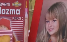 DA LI BISTE JE PREPOZNALI? Ovo je čuvena devojčica sa plazme, evo gde je danas i šta radi!