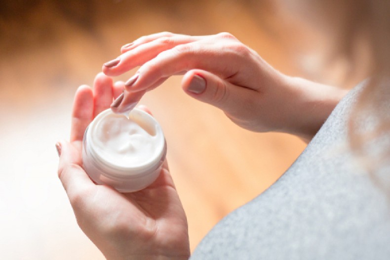 DERMATOLOG UPOZORAVA  "Nisu sve kreme bezazlene, neke vam mogu doneti više štete nego koristi"