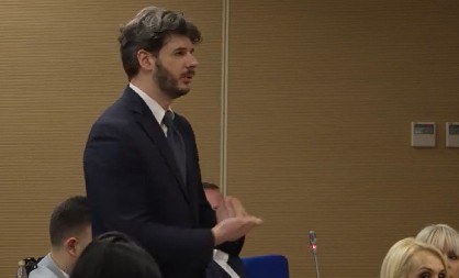 ČARAPIĆ SAOPŠTIO: Abazović radio plan za Veliku plažu po želji Alabara!