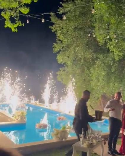 UGASILA SE MUZIKA I SVE JE STALO! Zbog ovoga je zaustavljena svadba Tee Tairović (VIDEO)