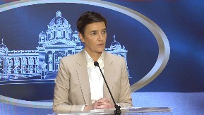 KAKO BLOKADE SLABE, ŠOLAKOVI MEDIJI GUBE POSLEDNJE ZNAKE RAZUMA! Brnabićeva žestoko o hejterskoj kampanji ''Danasa''!