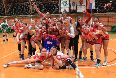 Rukometašice Crvene zvezde ubedljivo pobedile Jagodinu i odbranile trofej Kupa Srbije