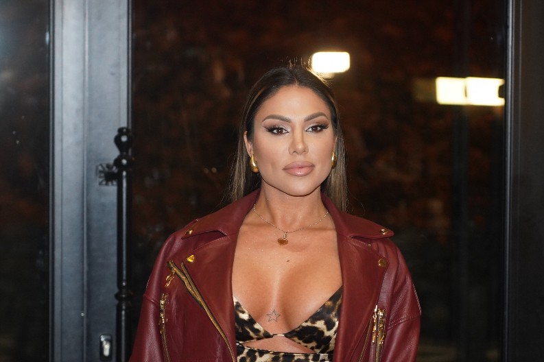 "OBEĆAO ME JE GAZDI DISKOTEKE" Sandra Afrika nakon mnogo godina progovorila o odnosu sa Mikišom!