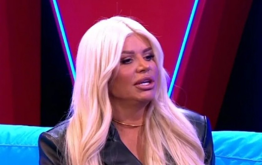 DARA BUBAMARA SE POVLAČI SA ESTRADNE SCENE? Pevaće još nekoliko godina, evo ko preuzima sve!