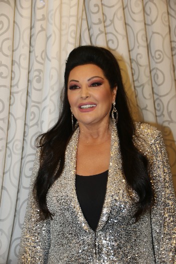 PRVO OGLAŠAVANJE DRAGANE MIRKOVIĆ U JEKU PRIČE O TONIJEVOJ DEVOJCI Bivšem mužu poručila samo jedno!