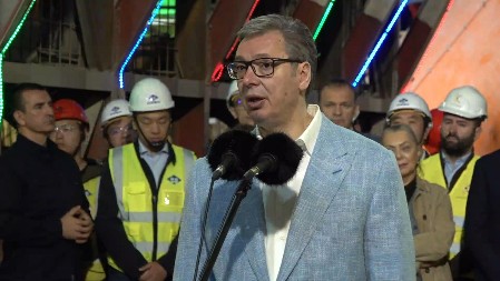 "TO SE NA FRONTU NE RADI" Vučić o jezivom nasilju u Novom Sadu: Dok sam živ tražiću da zlikovci odgovaraju!