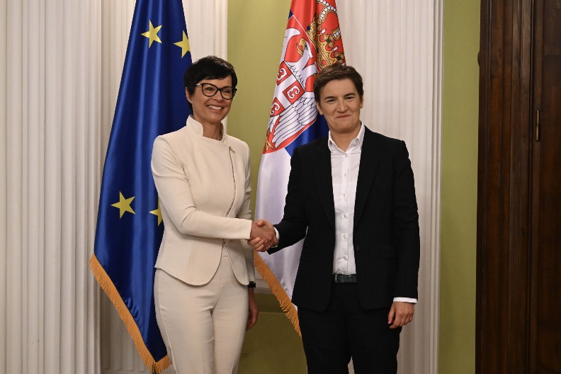 BRNABIĆ SE SASTALA SA MARTOM KOS "Članstvo u Evropskoj uniji ostaje spoljnopolitički cilj Srbije"