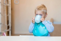 OTROV ZA DECU Omiljeni napitak može da može da bude rizičan po njihovo zdravlje, povezan je sa ovim bolestima