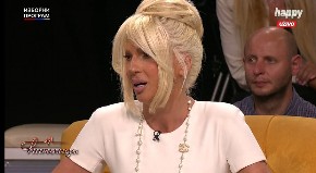 "HRVATSKI NAROD MORA DA SPREČI TU FAŠISTIČKU GLUPOST" Jelena Karleuša besna zbog uništavanja srpskih grobova: "Dok sam ja živa, to neće smeti"