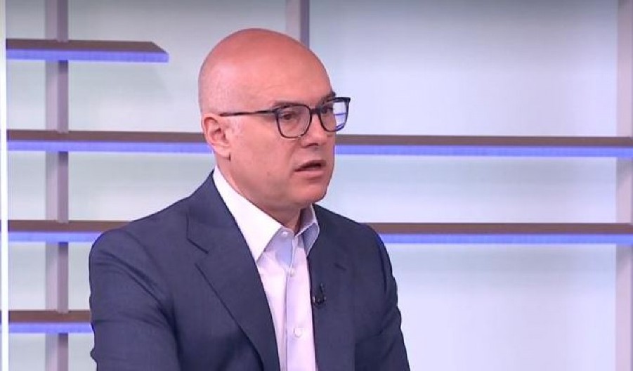 OČEKIVALI SMO VESTI SA SASTANAKA U AMERICI, ALI... Vučević: Pre svega predsednik treba da bude strpljiv i pažljiv