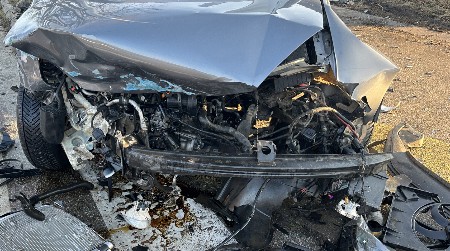 TEŽAK SUDAR KAMIONA I AUTOMOBILA NA PUTU BERANE-BIJELO POLJE Poginuo vozač "golfa", vozilo uništeno (FOTO)