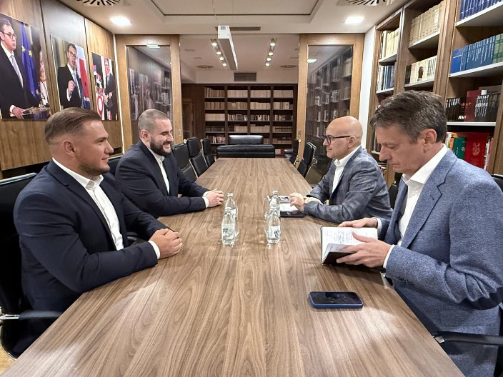 Održan sastanak delegacija SNS i Stranke pravde i pomirenja (FOTO)