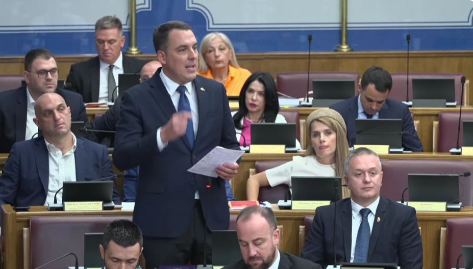 GLUPOST PRVOG SKOJEVCA PODGORICE: Zahvaljuje se Titu u ime svih građana