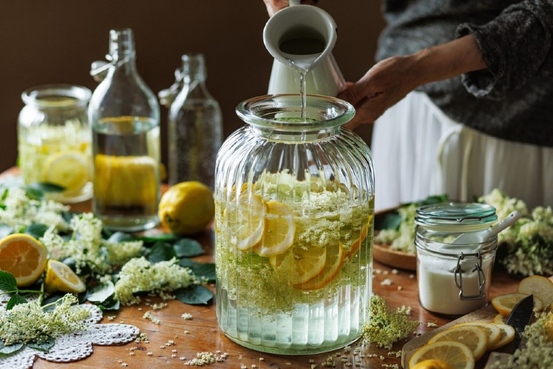 OVAJ RECEPT ZA SOK OD ZOVE I ORAHOVAČU SVI TRAŽE Evo kako da ih napravite kod kuće