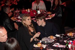 "ZAPOMAGAO JE KAKO NE MOŽE NA NOGE" Viki Miljković progovorila o bolesti sina Andreja: "Nije pomogao nijedan lek"