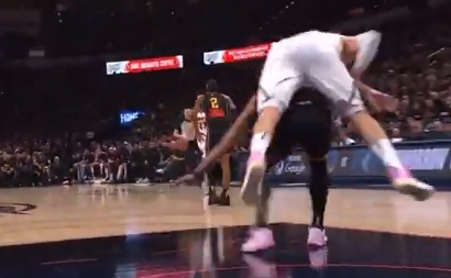 "OVO JE POKUŠAJ UBISTVA" Amerikanci sramno optužili Jokića zbog ovog poteza, društvene mreže se usijale (VIDEO)