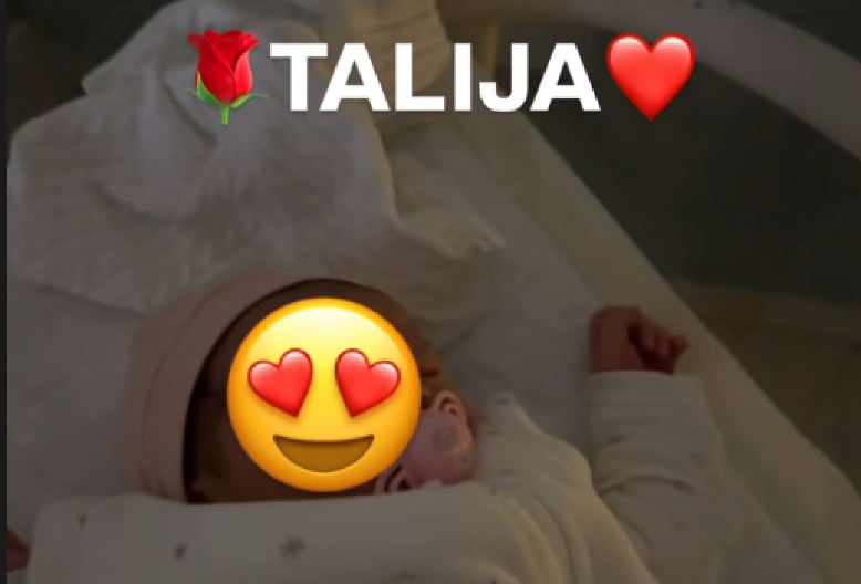 ''TALIJA, DOBRO NAM DOŠLA'' Porodila se naša pevačica, slavlje u domu ne prestaje, oglasile se i koleginice