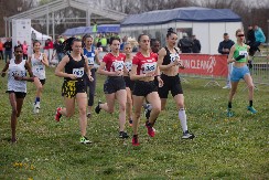 SRPKINJA NA UDARU NAKON MARATONA Aleksandra Kostadinović na udaru javnosti u Sarajevu jer je kroz cilj prošla sa podignuta tri prsta (FOTO)