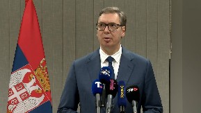 NEMANJIĆKIM GRBOM I ZASTAVOM TROBOJKOM Vučić uputio moćnu poruku vojnim veteranima: "Vi ste uzor generacijama"