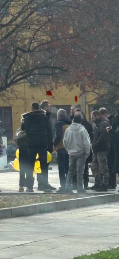 ĐILASOVCI BAŠ MRZE AKTIVISTE (I OBRNUTO) Opozicionari preziru vlast, ali se još više ne podnose međusobno