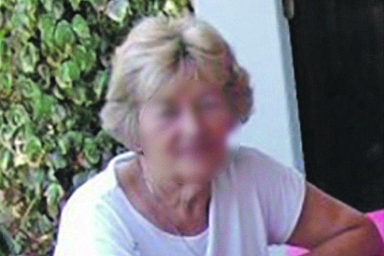 IZBO STARICU NOŽEM NA KOJEM JE UGRAVIRAN PENTAGRAM Teško ubistvo u Apatinu ledi krv u žilama!